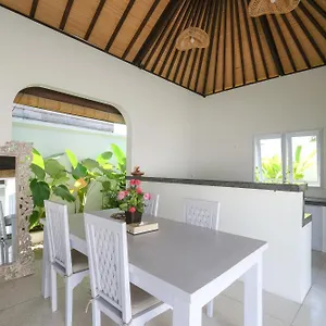 Shanti Bingin Villa